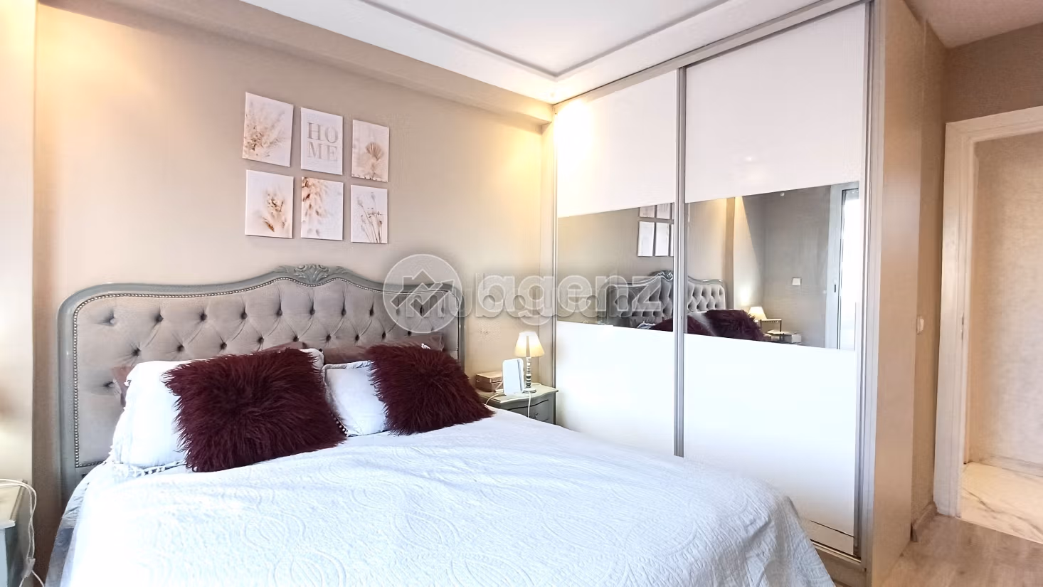 Piso en venta en La Gironde. Area 91 m². Con ascensor y terraza