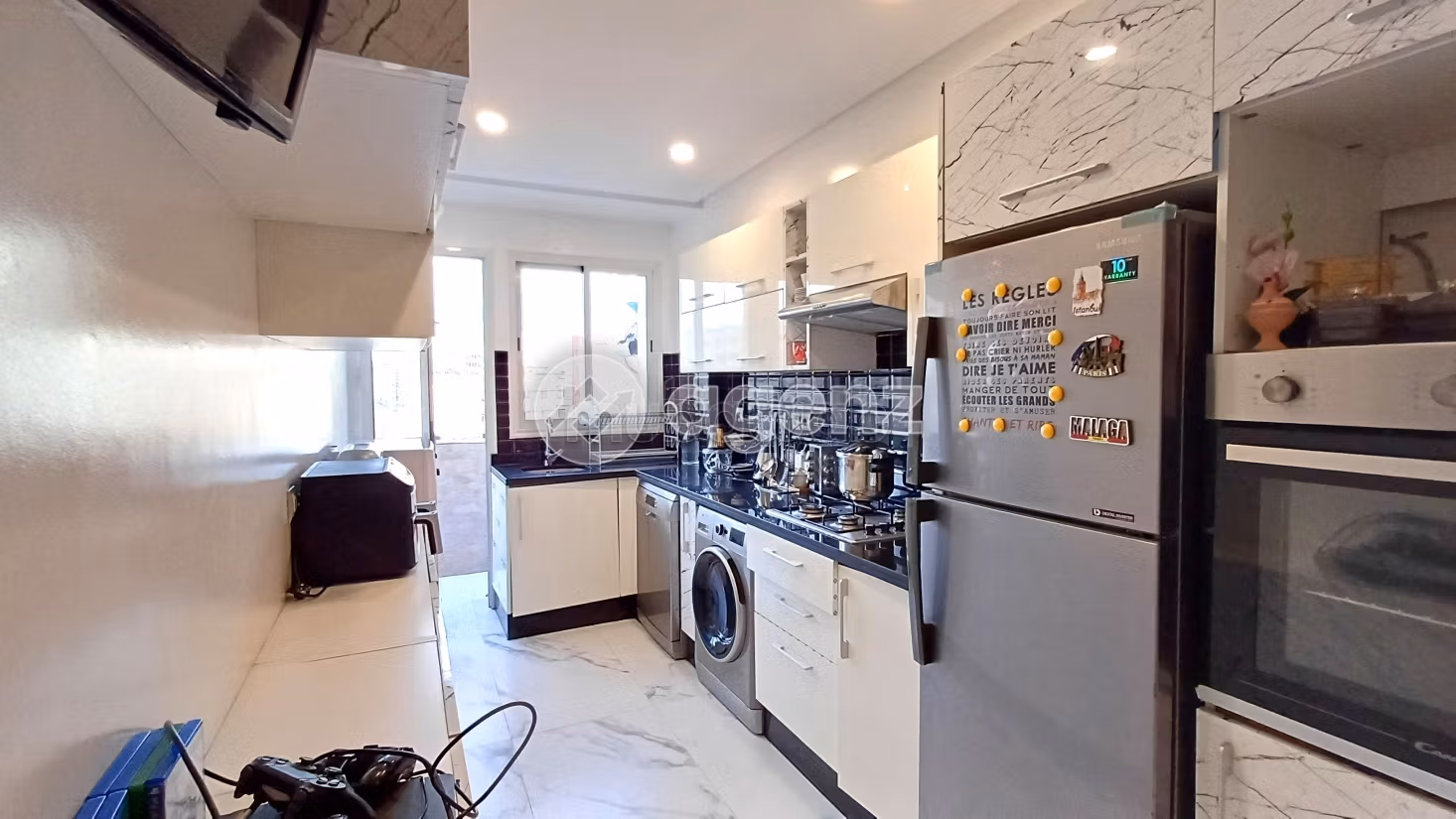 Piso en venta en La Gironde. Area 91 m². Con ascensor y terraza