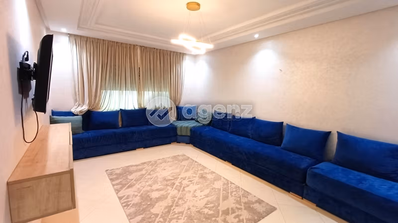 Vendita di un bell'appartamento a Alia. 3 belle camere da letto. Con garage e ascensore