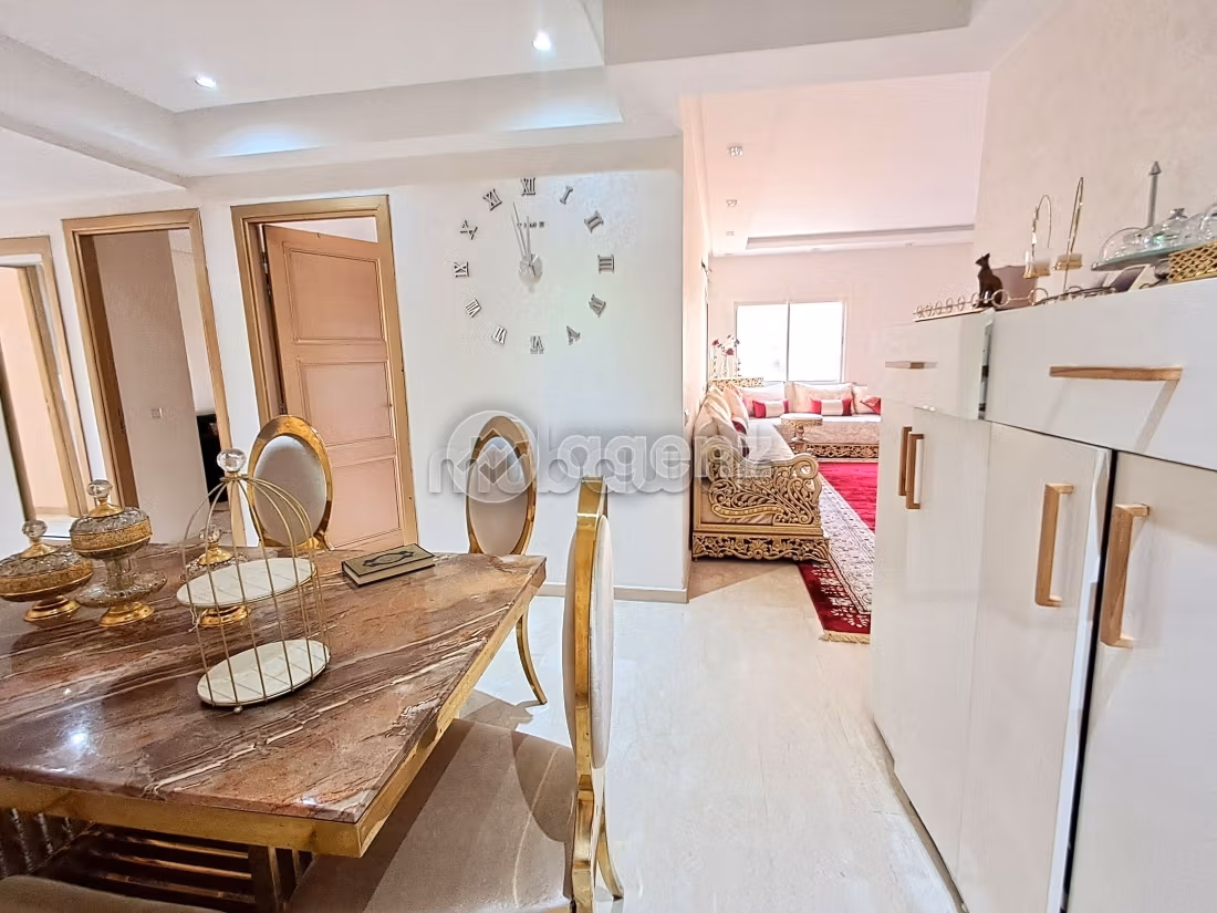 Appartementen kopen in Oasis. 2 Kamers. Met terras en lift