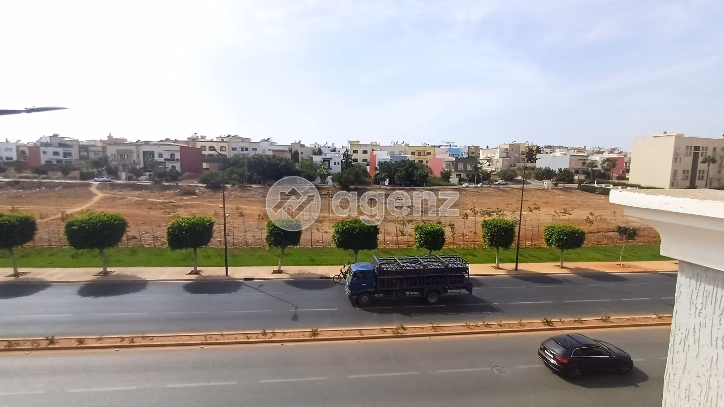 High quality house for sale in Nassim 1.5 lovely rooms. Carpark, Balcony