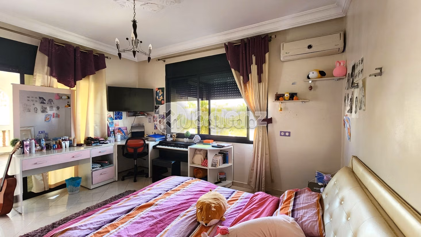 Fabulous villa for sale in Illigh. 7 rooms. Ample storage space