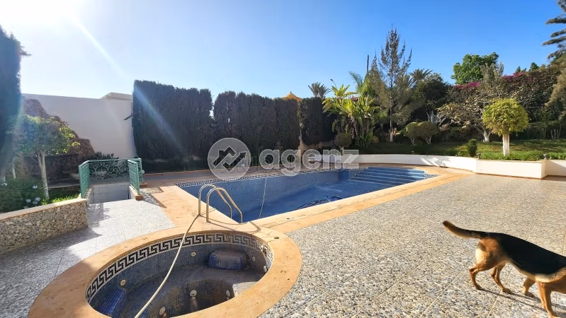 Villa à vendre 1 340 m², 7 chambres Illigh Agadir
