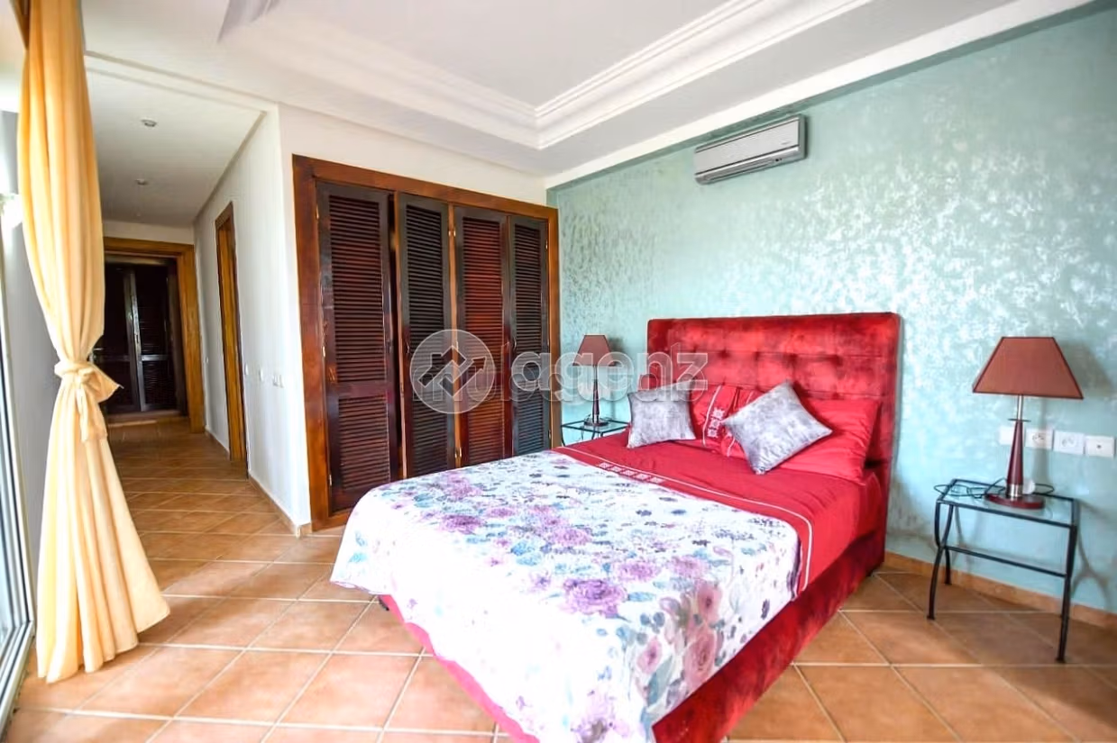 Fabulous apartment for sale. 3 rooms. Dressing room