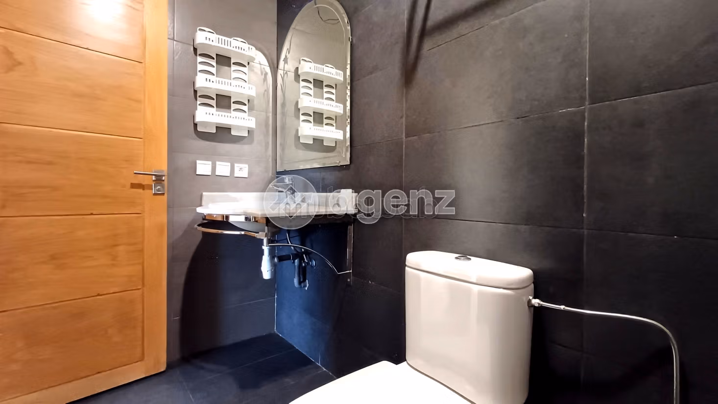 Piso en venta en Maârif Extension. Dimensión 108 m². Con garaje y ascensor
