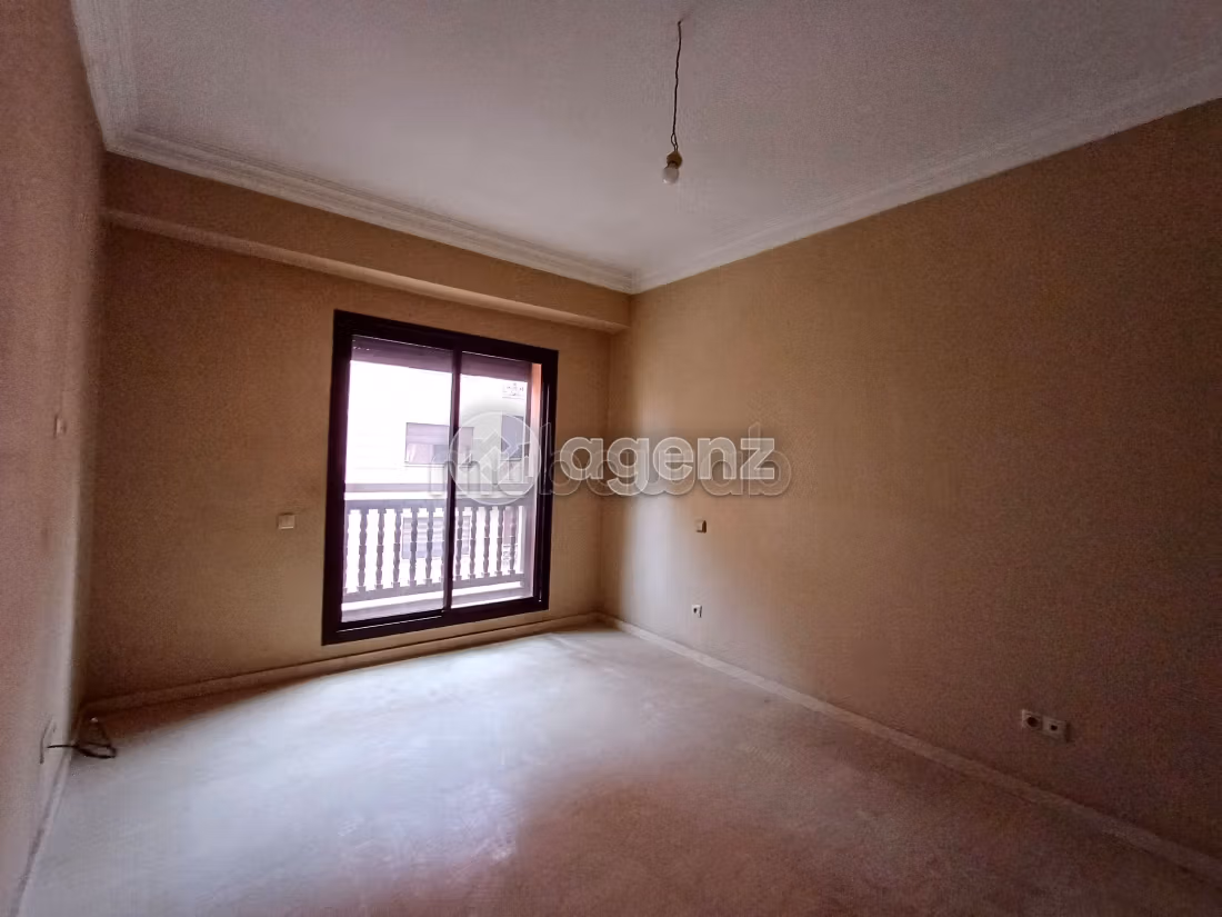 Vendita appartamento a Guéliz. Superficie 106 m². Posto auto e terrazzo