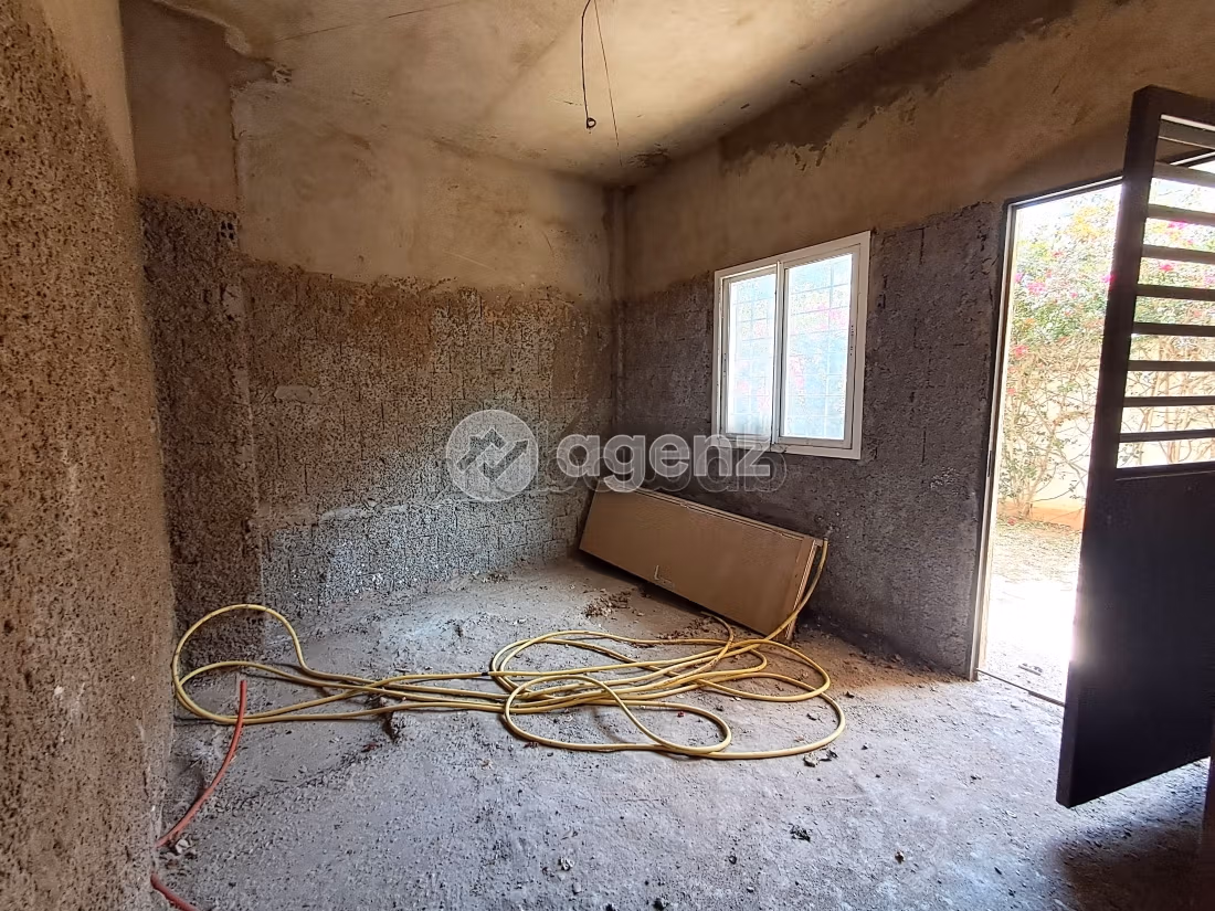Eccezionale villa in vendita a Oulfa. 4 camere. Giardino e posto auto
