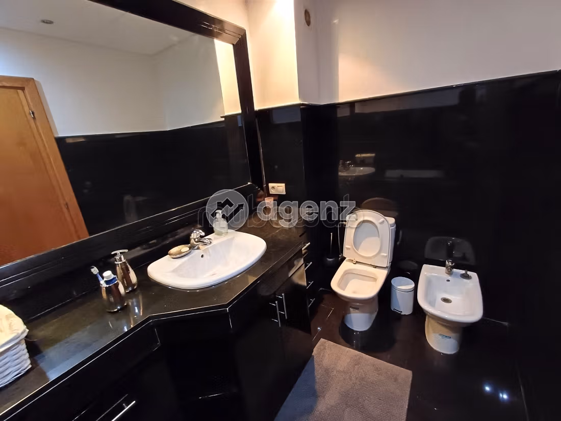 Appartement à vendre 168 m², 3 chambres Les hôpitaux Casablanca