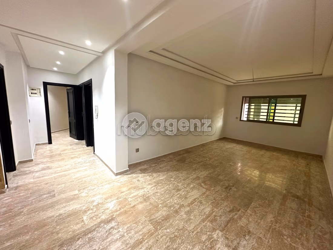 Bonito piso en venta en Californie. 2 dormitorios. Ascensor y plazas de aparcamiento