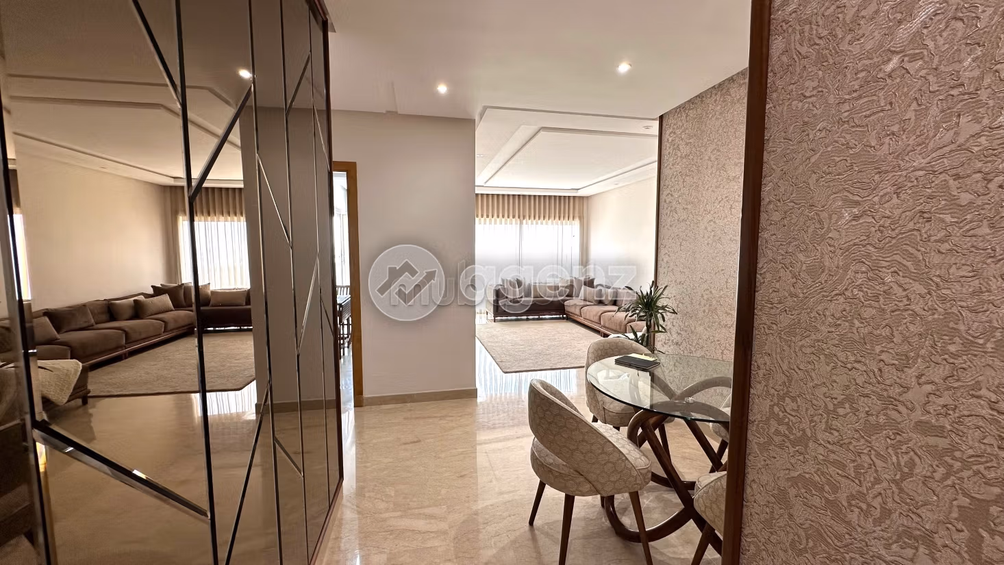 Find an apartment to buy. Surface area 86 m². Cellar