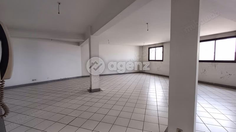 Bureau à vendre 120 m² La Gironde Casablanca