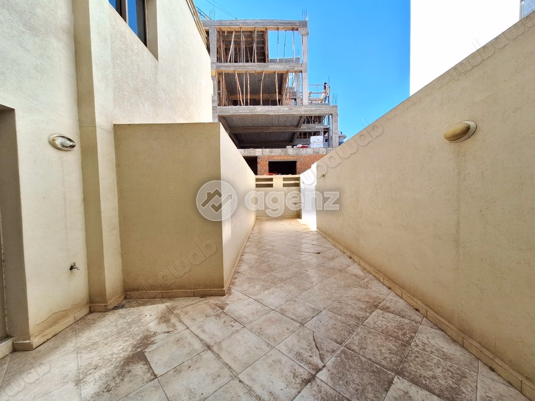 Appartement à vendre 92 m², 2 chambres Les Hôpitaux Casablanca