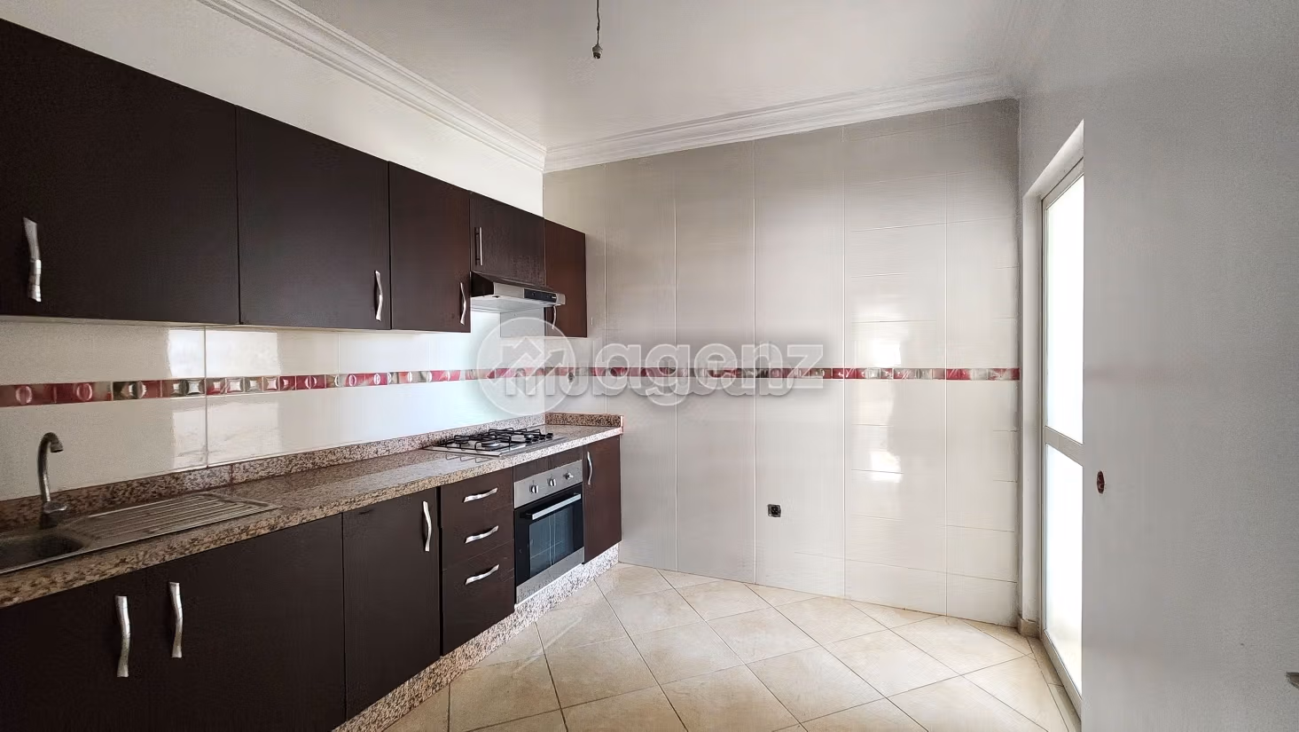 Great apartment for rent. 2 lovely rooms. Cellar