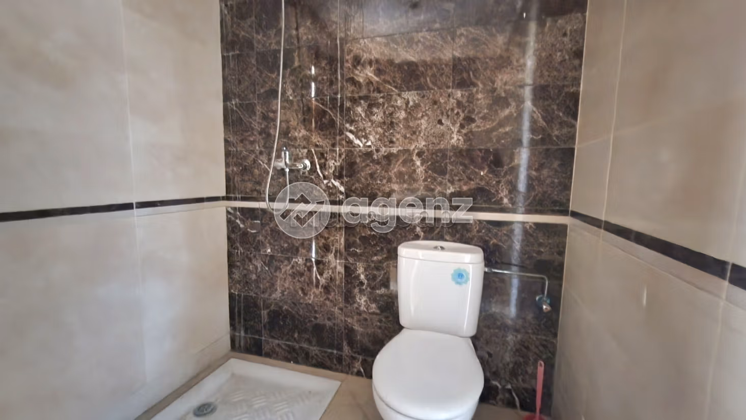 Great apartment for rent. 2 lovely rooms. Cellar