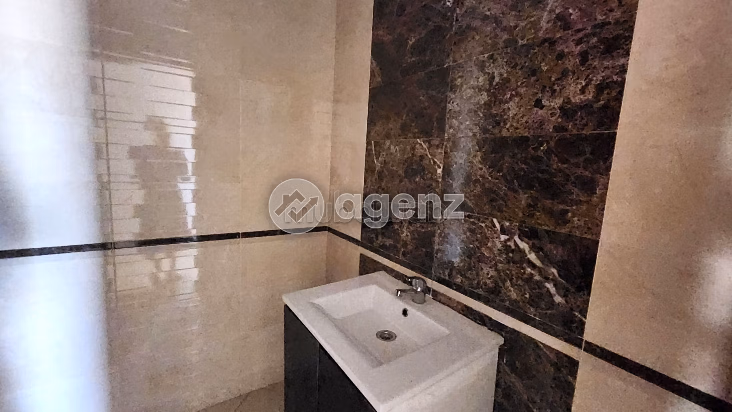 Great apartment for rent. 2 lovely rooms. Cellar