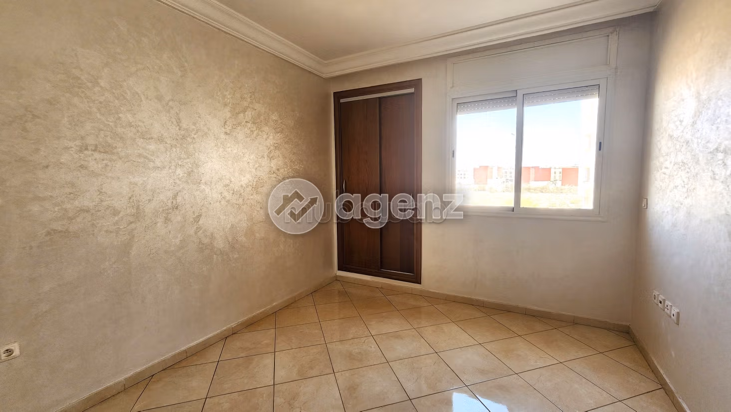 Great apartment for rent. 2 lovely rooms. Cellar