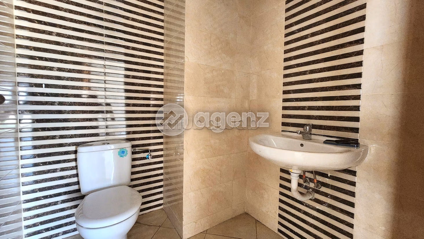 Great apartment for rent. 2 lovely rooms. Cellar