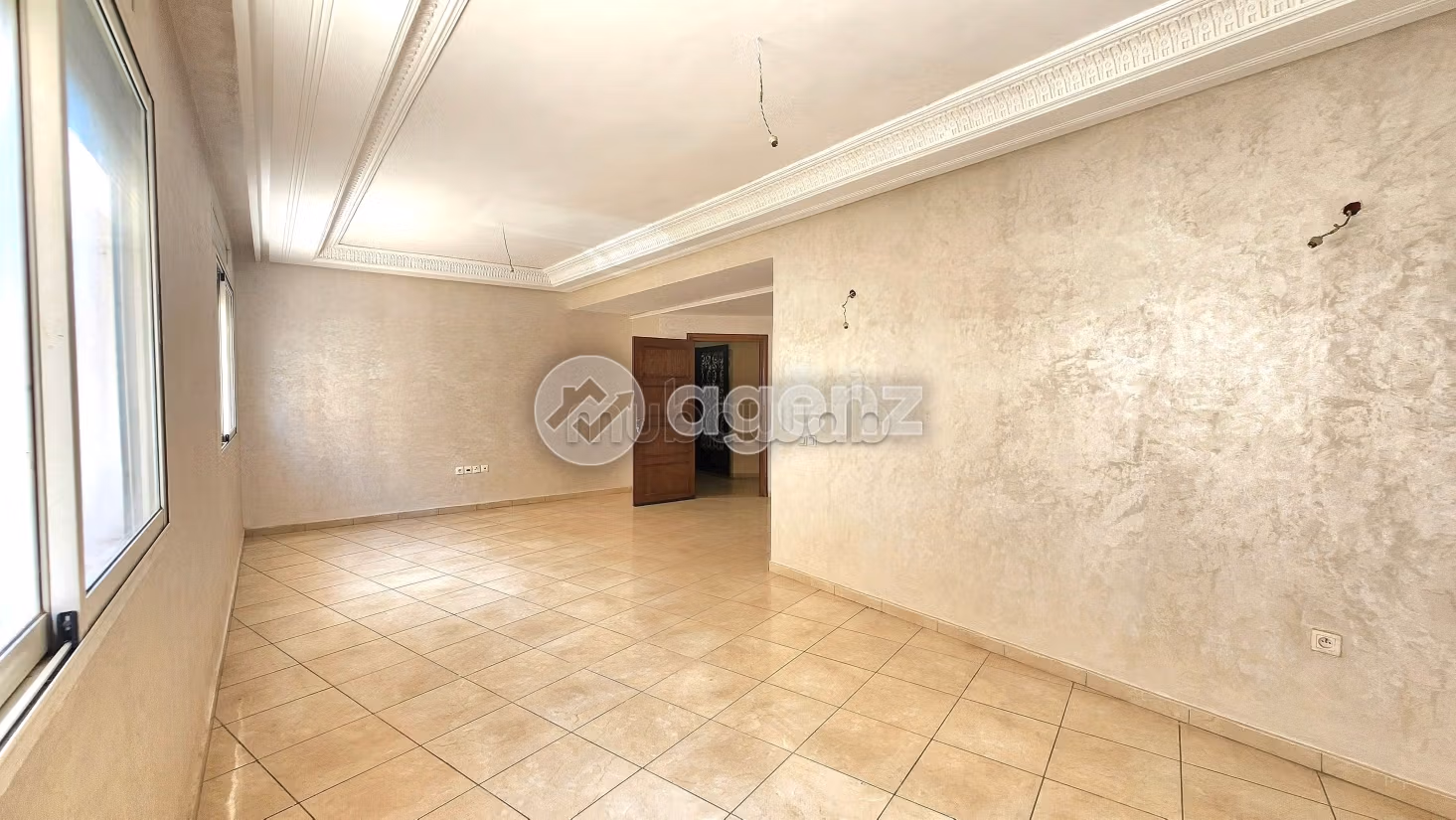 Great apartment for rent. 2 lovely rooms. Cellar