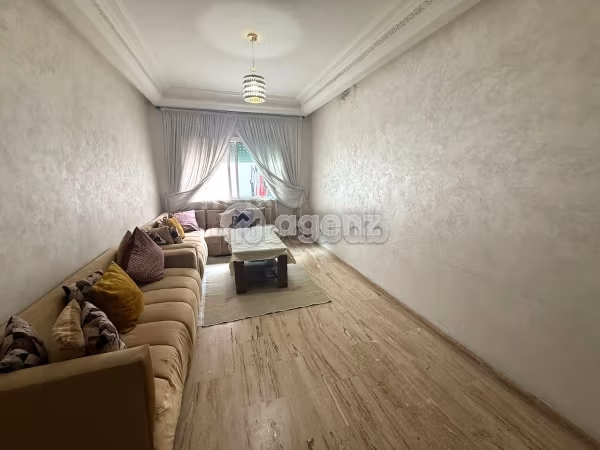 Piso en venta en Belvédère. Gran superficie 122 m². Estacionamiento privado