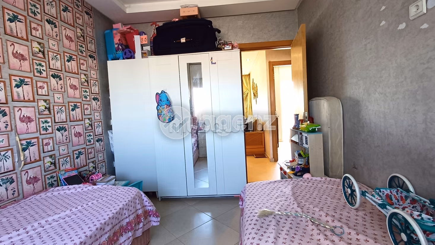Sell apartment in Sidi Maarouf. 2 beautiful rooms. Carpark, Balcony