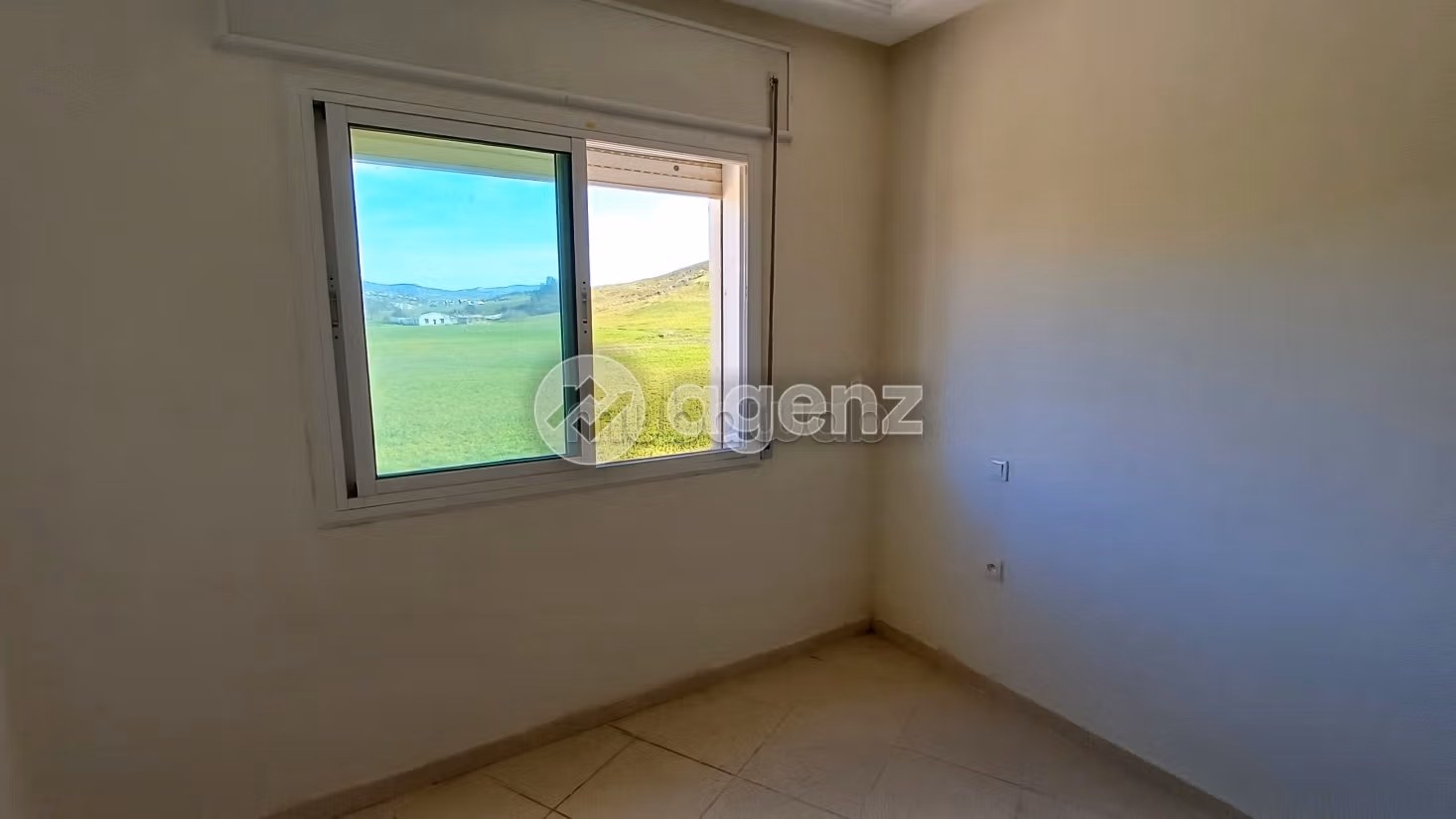 Vendita appartamento. 2 belle camere da letto