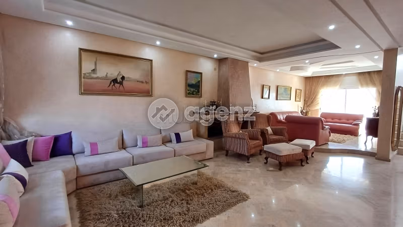 Villa à vendre 216 m², 4 chambres Hay Al Fath Rabat
