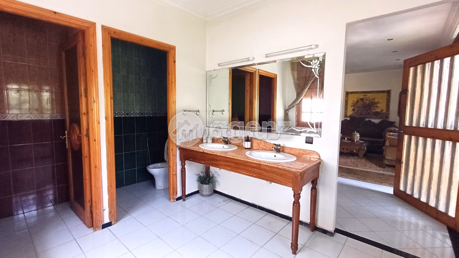 Villa à vendre 671 m², 8 chambres Hay Nahda Rabat
