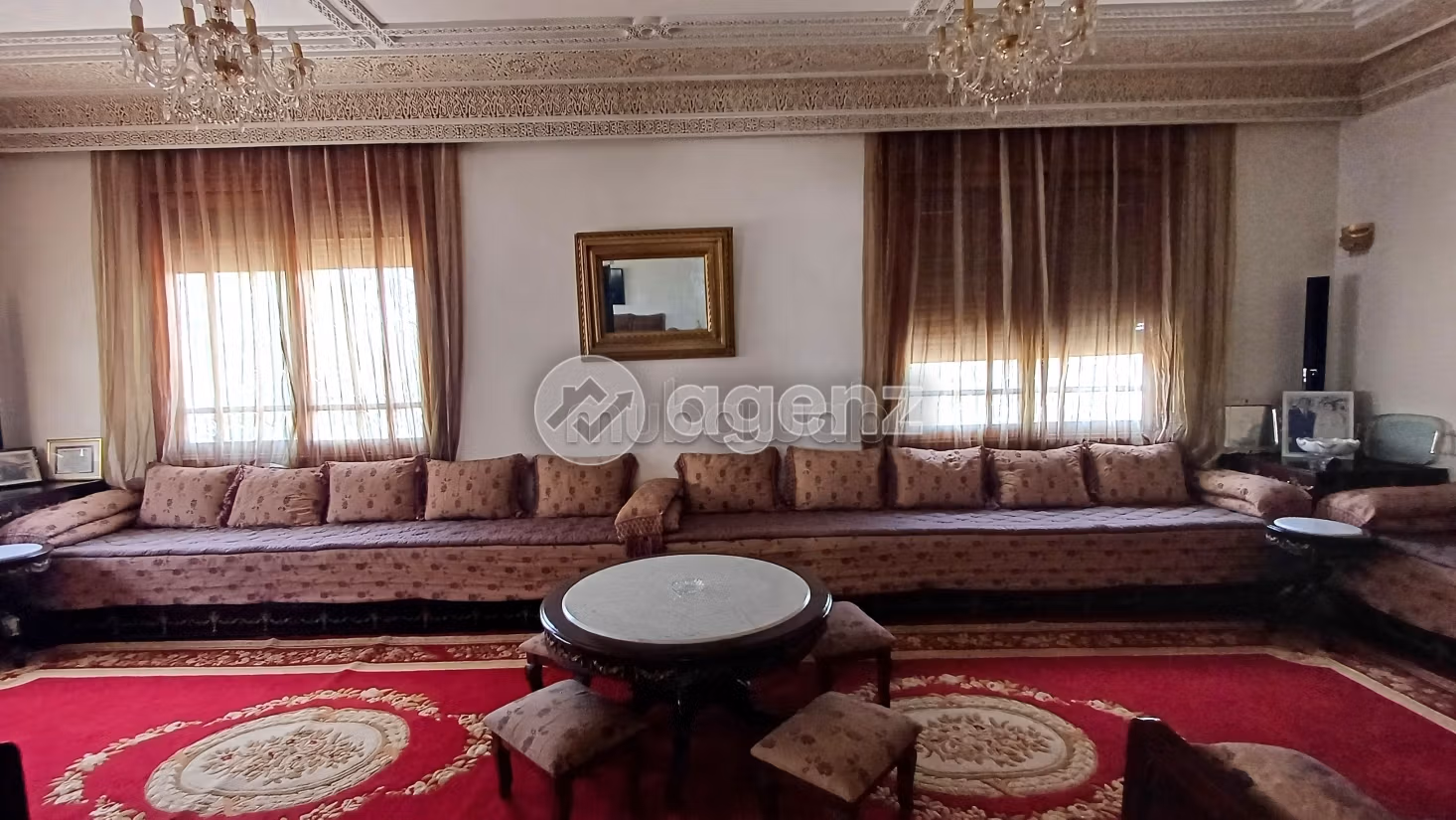 Villa à vendre 671 m², 8 chambres Hay Nahda Rabat