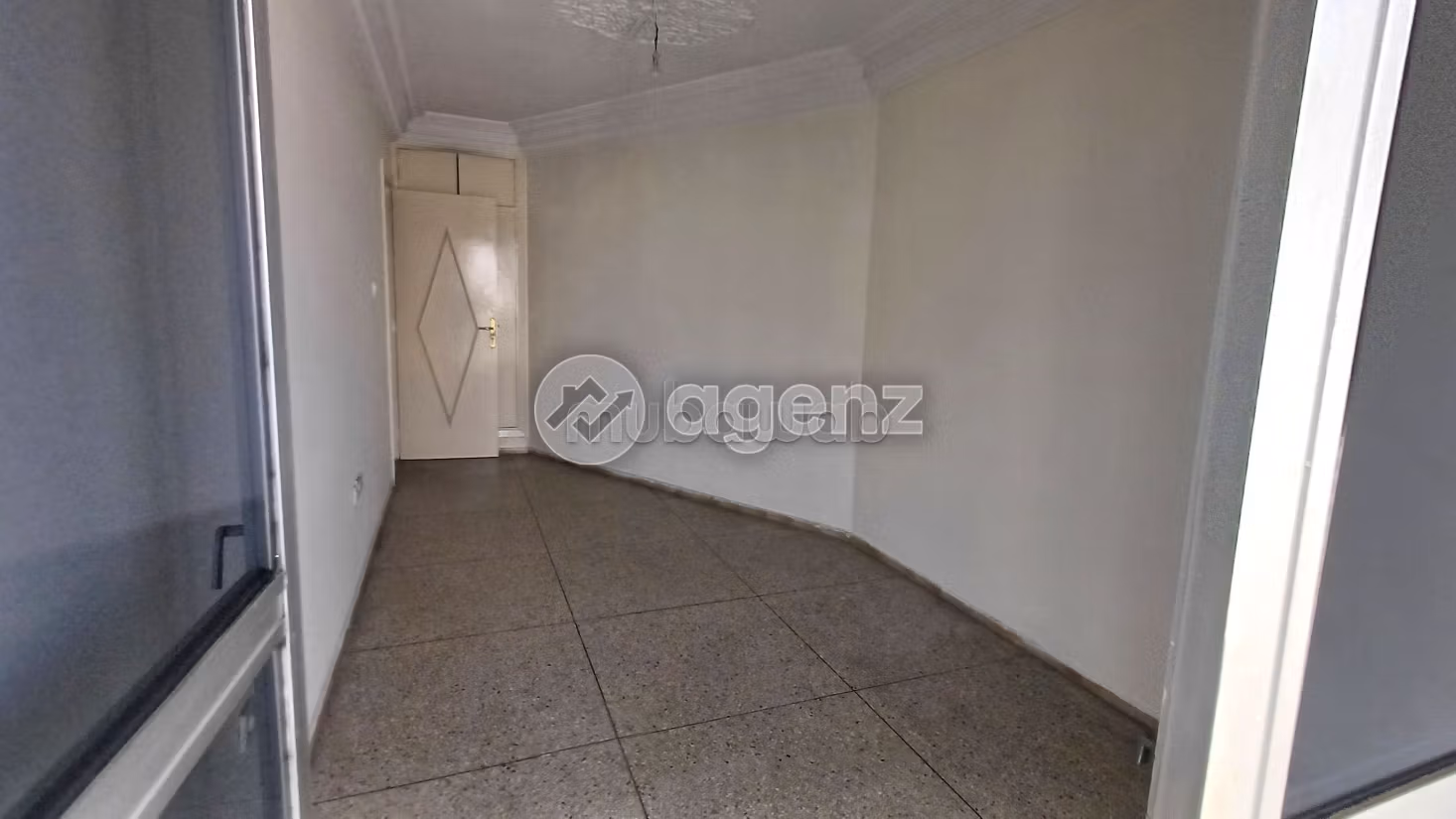 Appartement 100 m² à La Gironde — 13