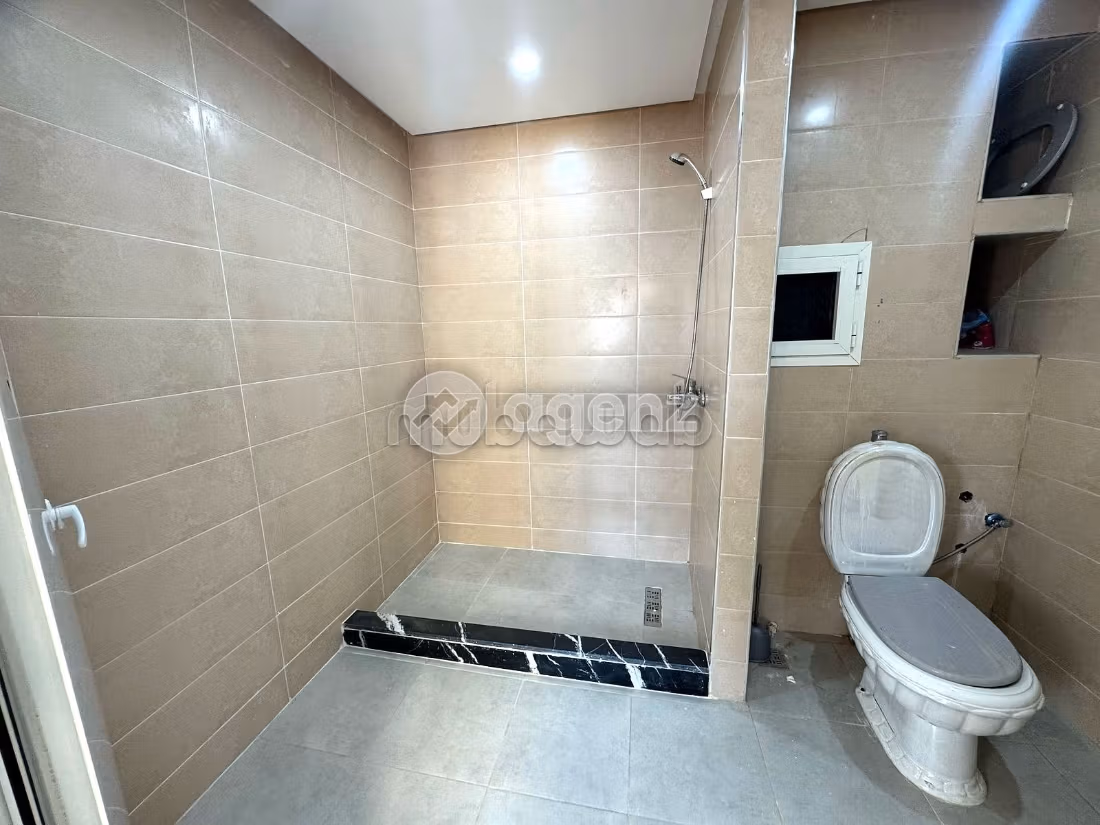 Casa in vendita. Superficie di 98 m². Posto auto