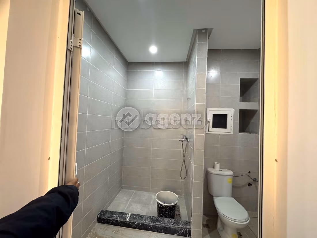 Casa in vendita. Superficie di 98 m². Posto auto
