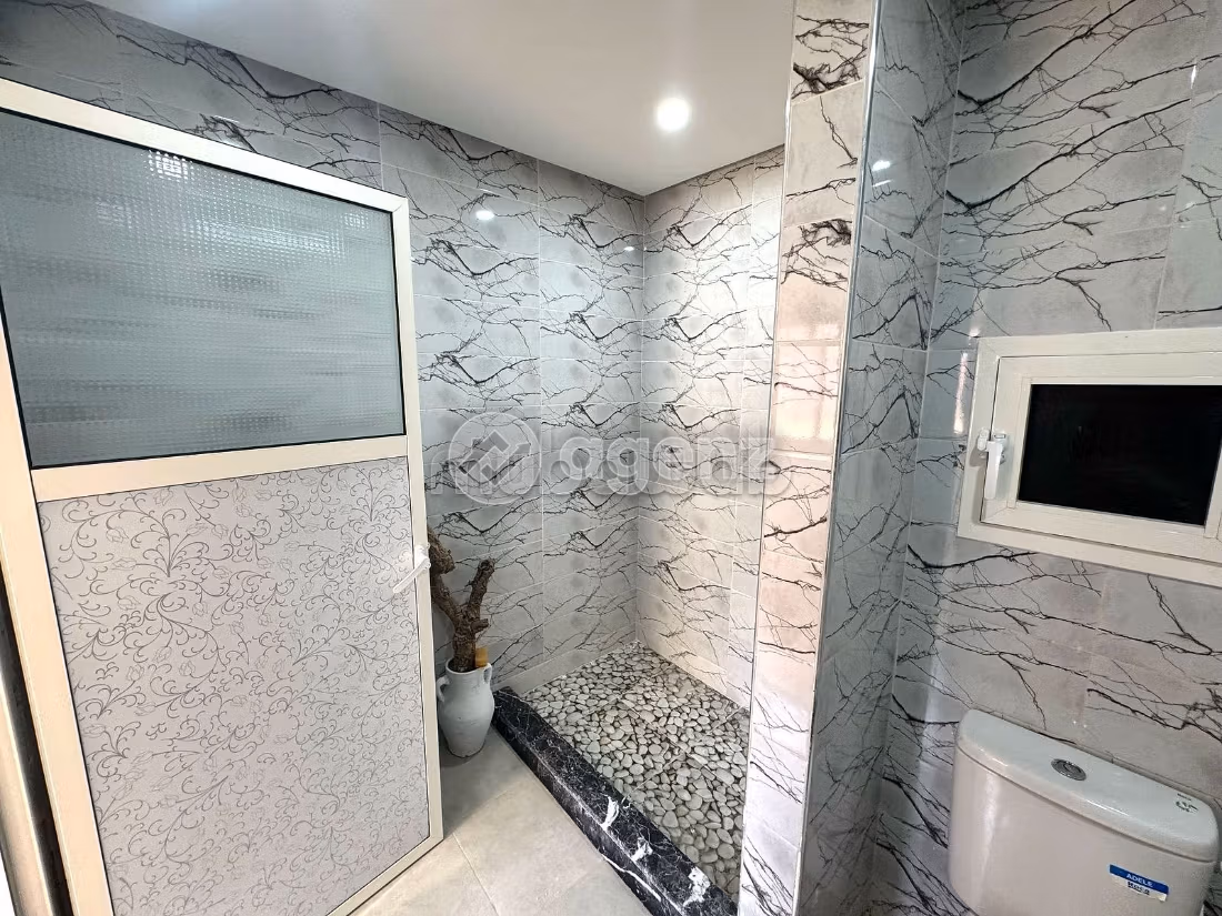 Casa in vendita. Superficie di 98 m². Posto auto