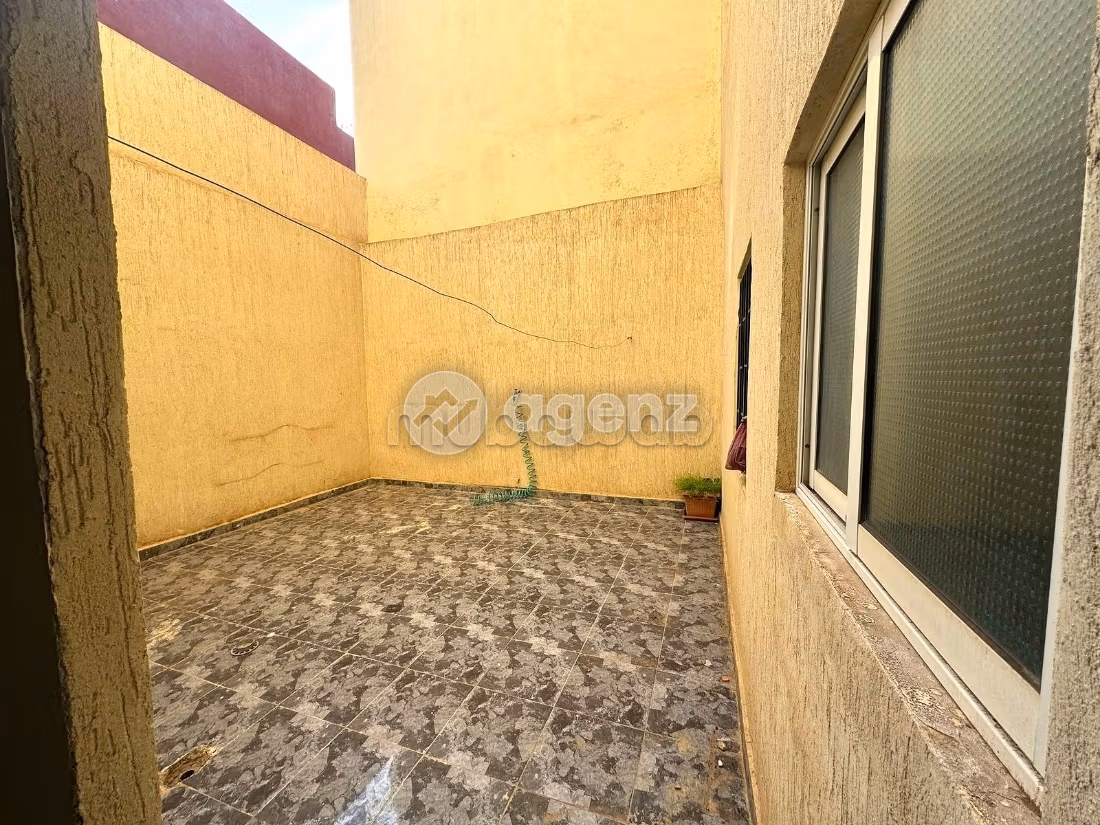 Casa in vendita. Superficie di 98 m². Posto auto