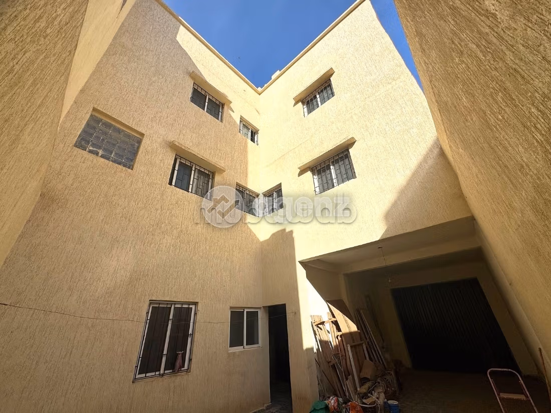 Casa in vendita. Superficie di 98 m². Posto auto