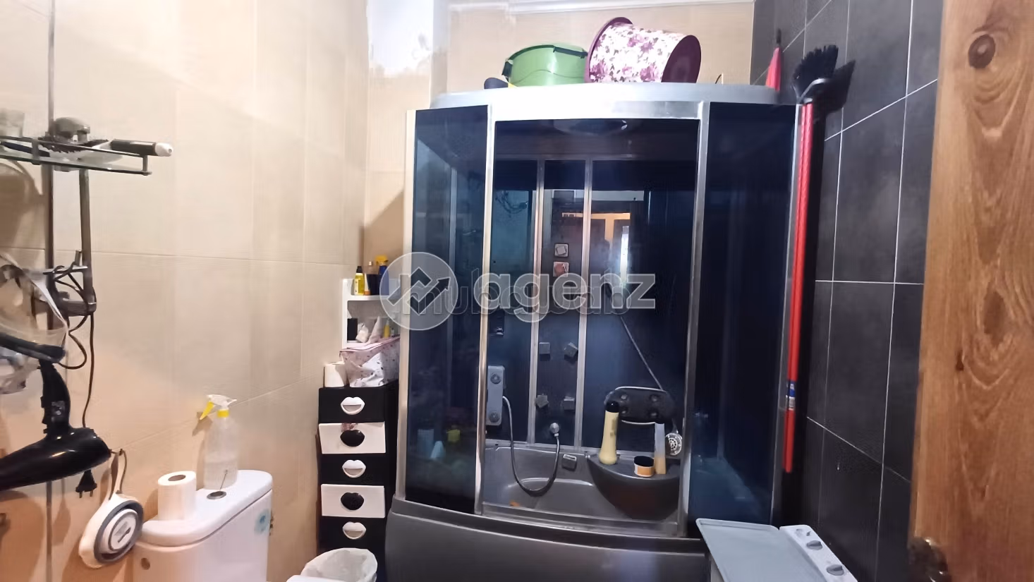 Apartment for sale. 2 rooms. Fully equipped kitchen
