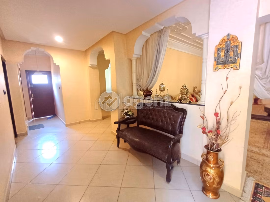 Villa à vendre 270 m², 4 chambres Hay Dakhla Agadir