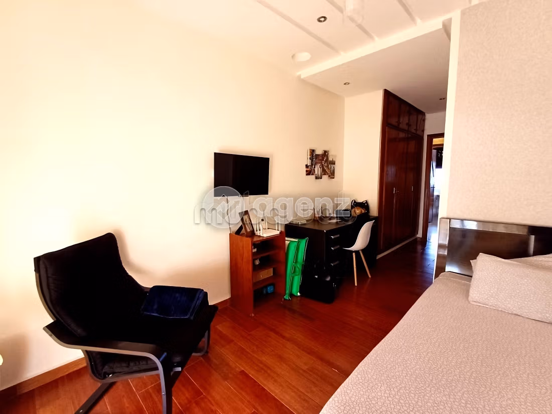 Appartement 125 m² à Bourgogne Ouest — 15