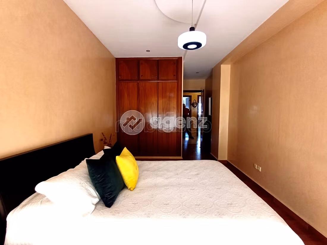 Appartement 125 m² à Bourgogne Ouest — 10