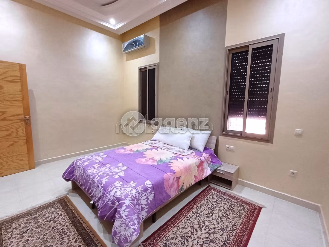 Luxury villa for sale in Hay Targa. Small area 650 m². Private car park