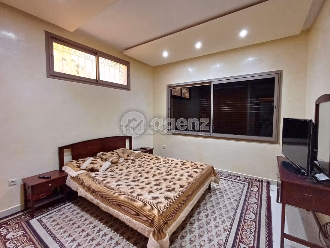 Luxury villa for sale in Hay Targa. Small area 650 m². Private car park