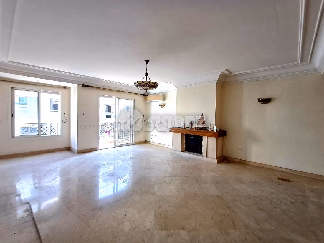 Appartement à vendre 182 m², 4 chambres Racine Casablanca