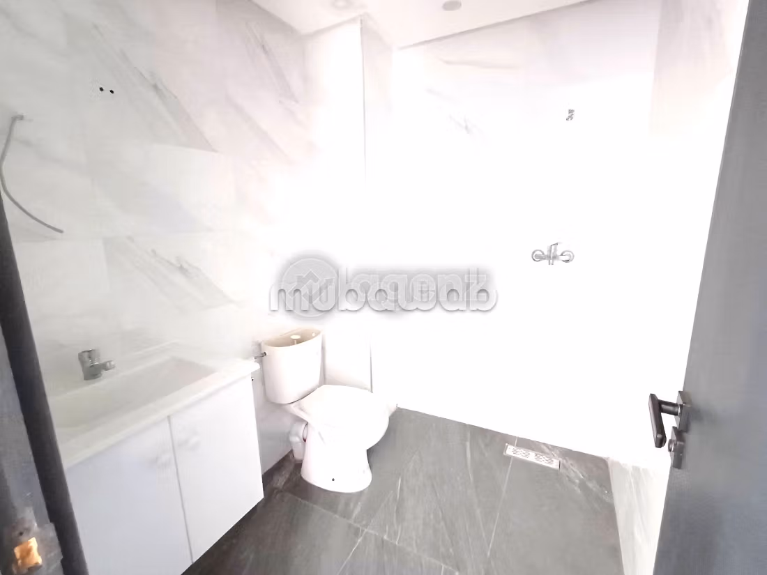 Apartment for sale. Dimension 117 m². Green areas, Parking spaces for cars