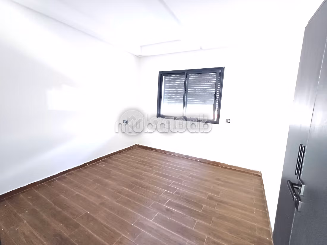Apartment for sale. Dimension 117 m². Green areas, Parking spaces for cars