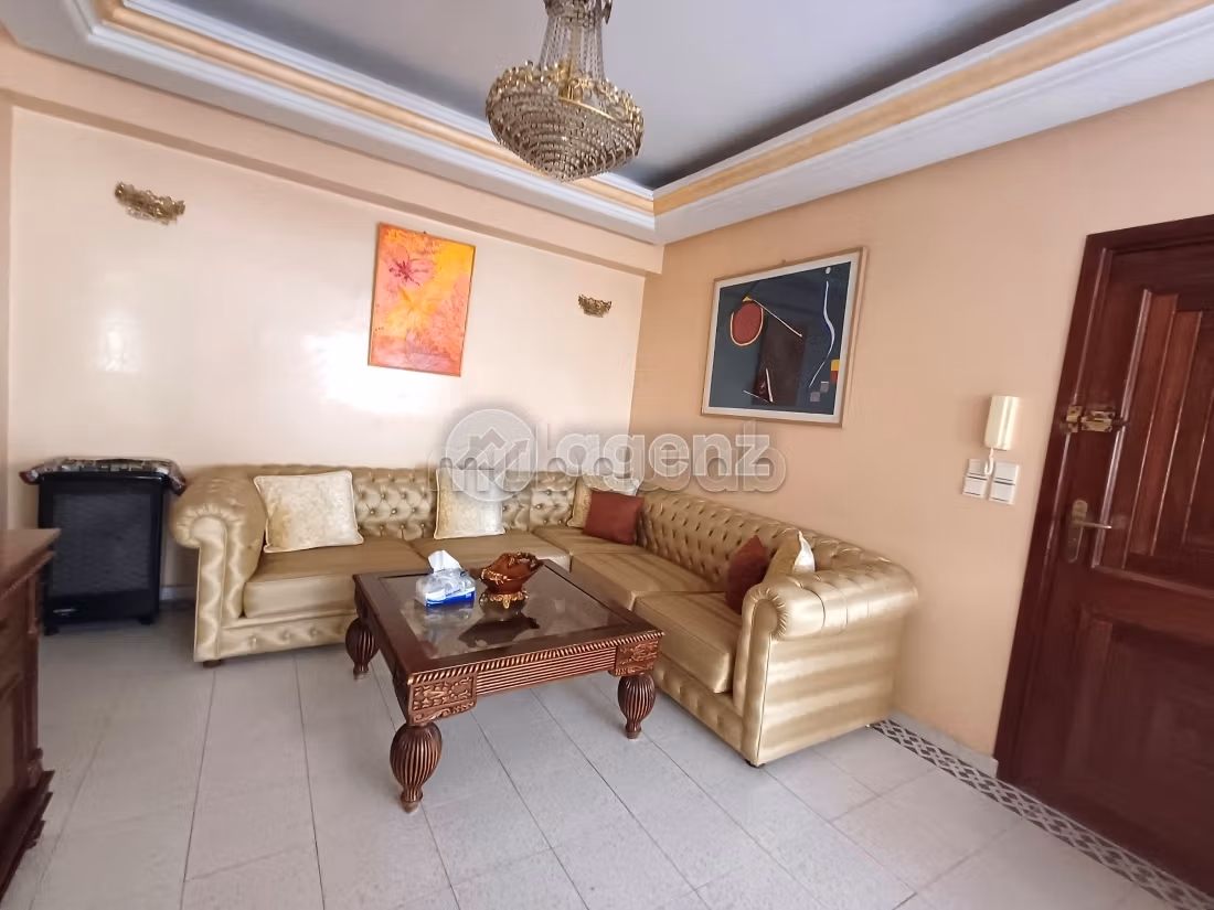 Find an apartment to buy in Riviera. 3 beautiful rooms. Well furnished