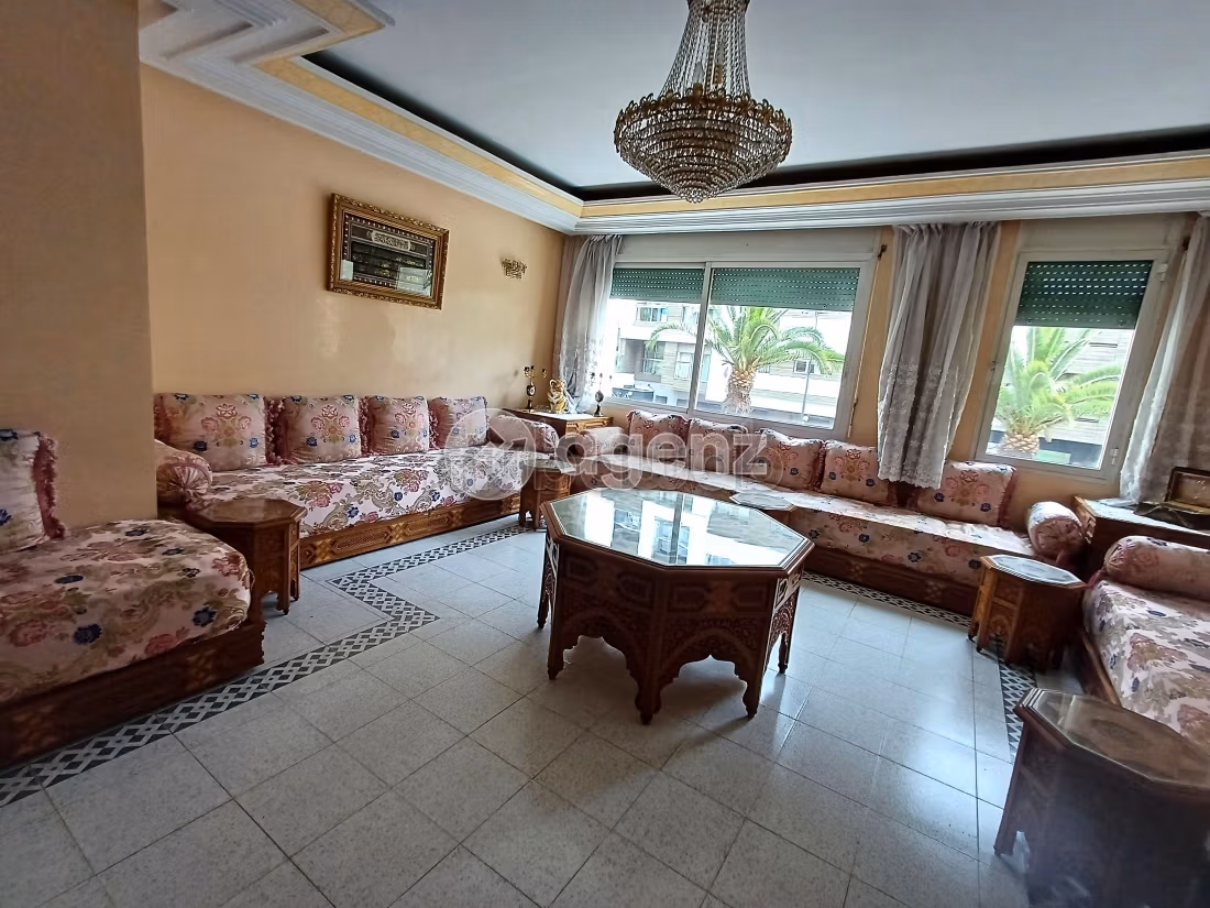 Find an apartment to buy in Riviera. 3 beautiful rooms. Well furnished