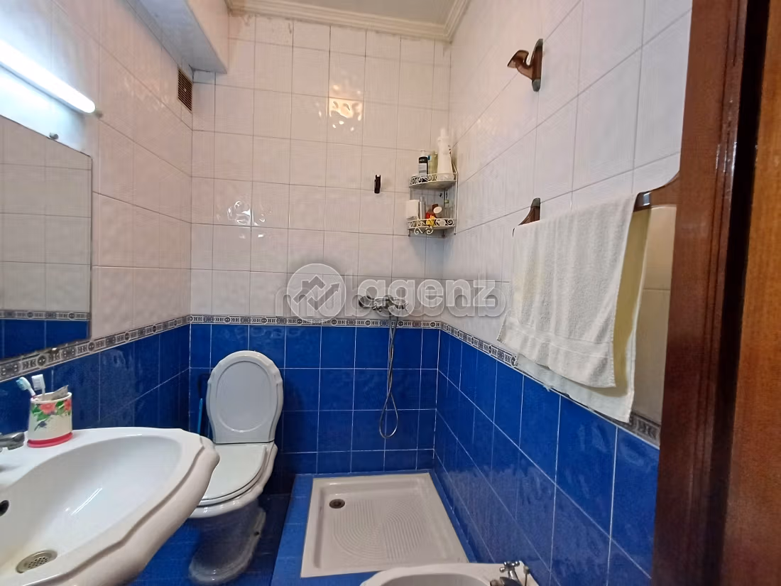 Find an apartment to buy in Riviera. 3 beautiful rooms. Well furnished
