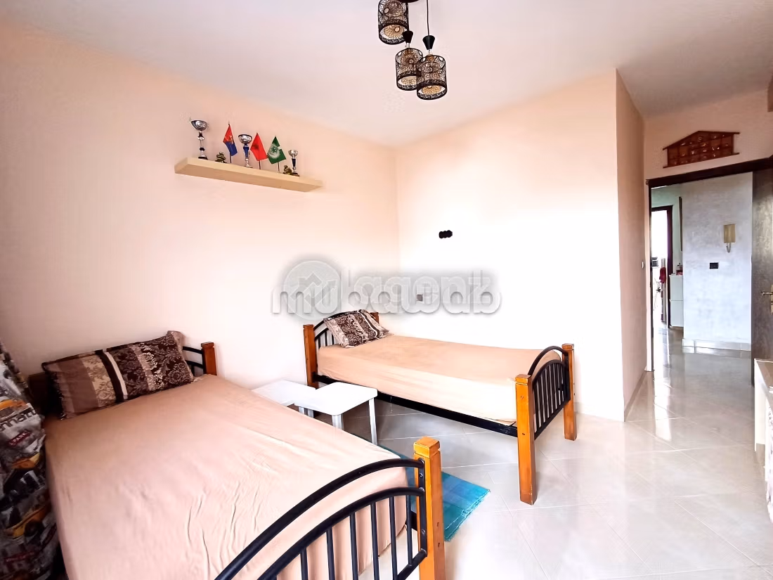 Fabulous apartment for sale in Maârif Extension. 2 lovely rooms. No Lift, Balcony