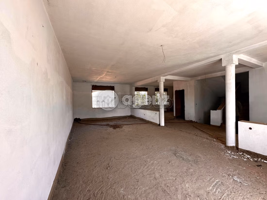 Villa à vendre 253 m², 6 chambres Bouskoura Bouskoura