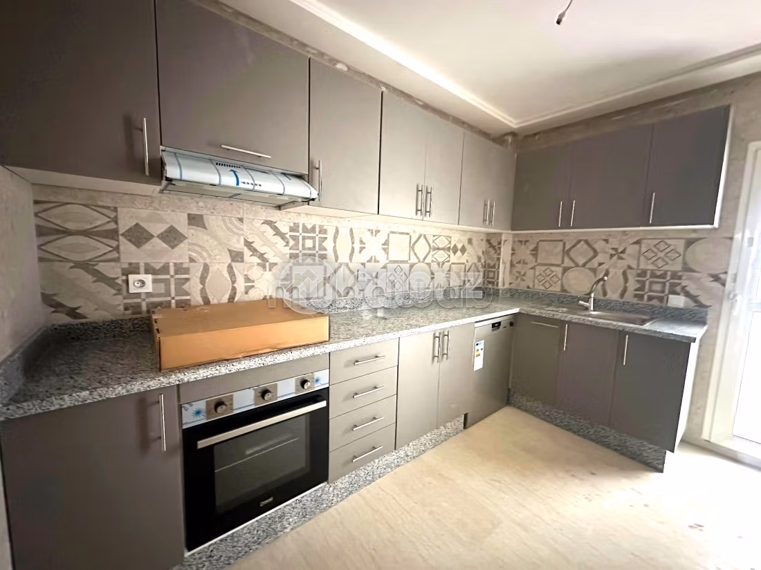 Se vende piso en Manar. 2 dormitorios. Ascensor y garaje