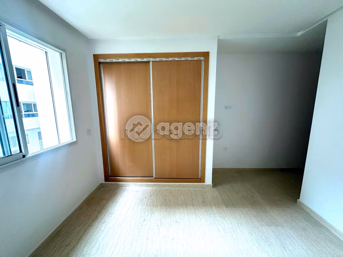 Se vende piso en Manar. 2 dormitorios. Ascensor y garaje
